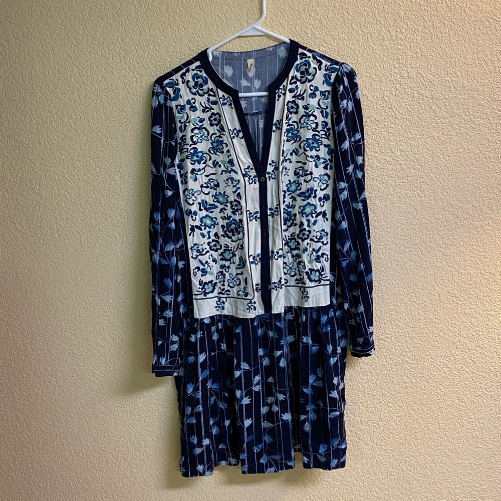 Cute blue print dress